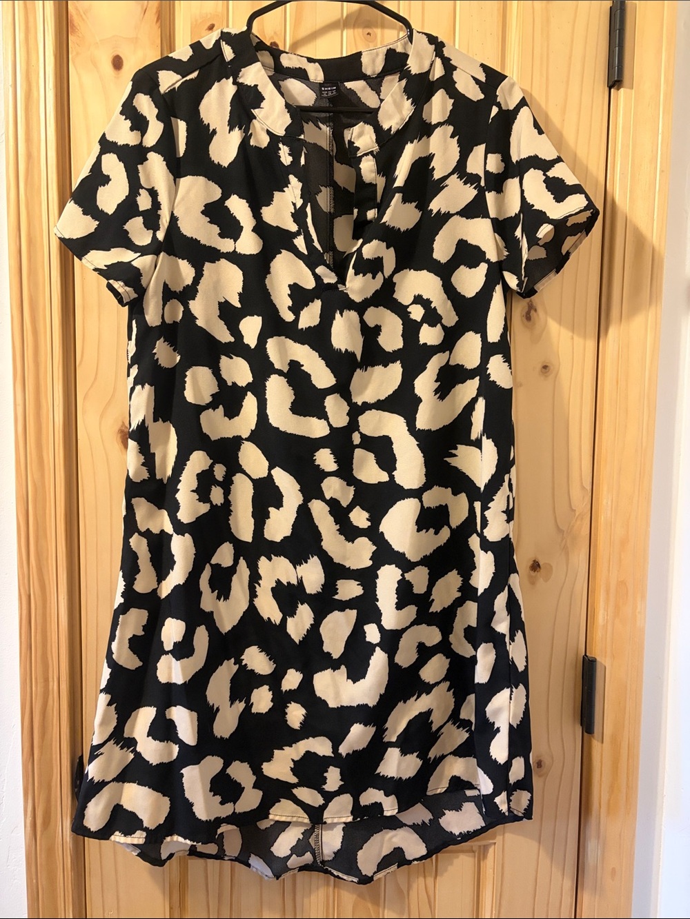 SHEIN Black & Cream Animal Print Short Sleeve Midi Dress